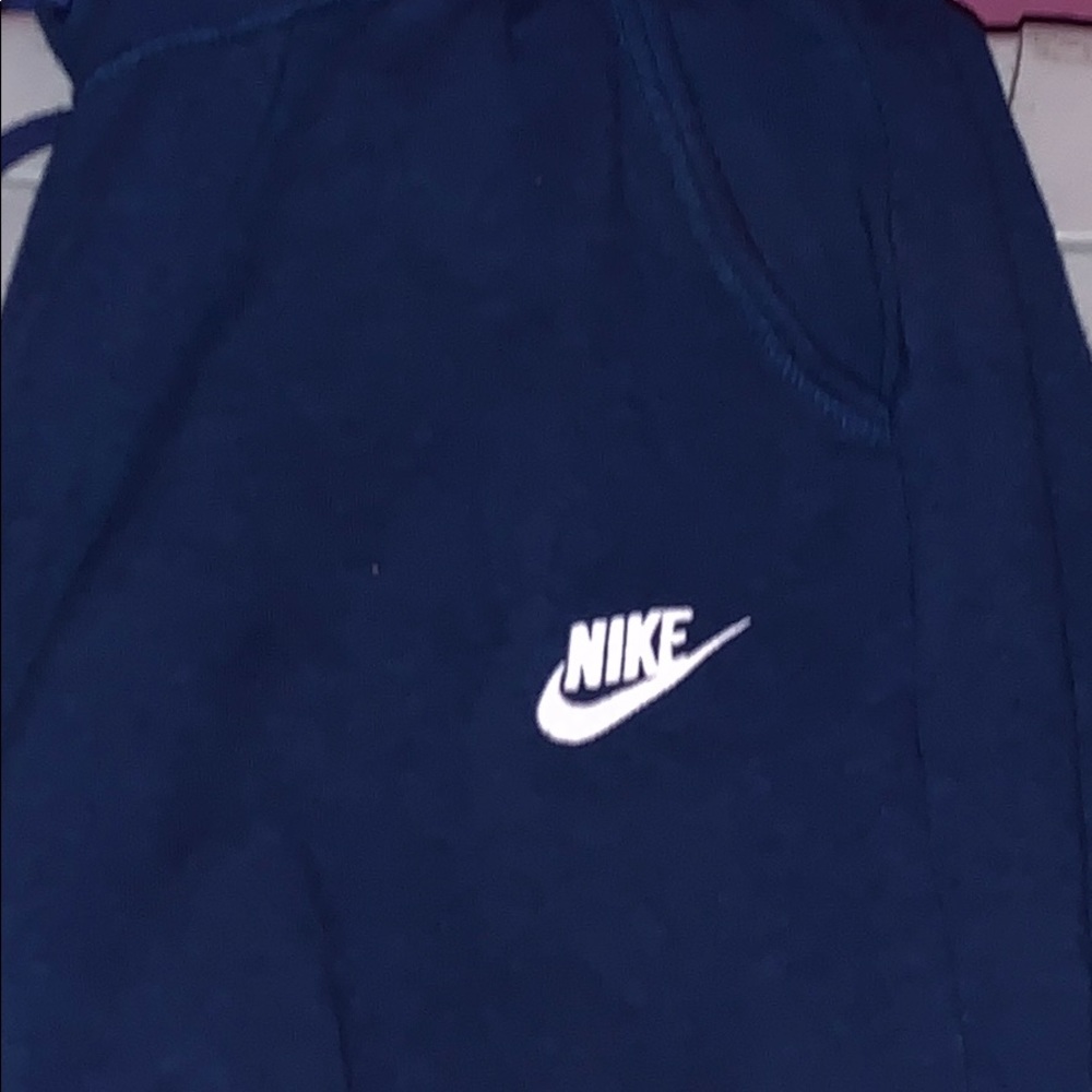 Nike Jogger Capris